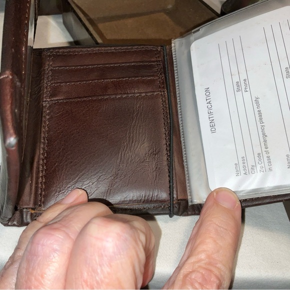 Auburn Waxed Canvas/Leather BY ZEP-PRO Bifold Fishermans Wallet tin GIFT box NEW - Picture 7 of 16